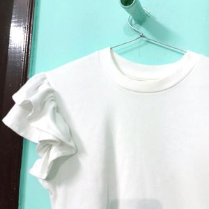 Trendy white Top