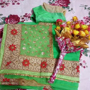 Wedding Saree+Artificial Flowers