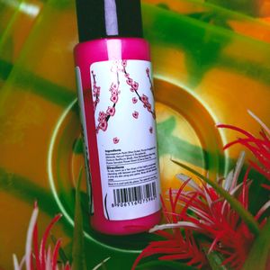 💖Cherry Blossom Illuminating Cleansing Milk