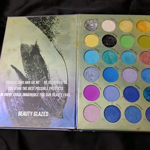 3 Page Eyeshadow Book