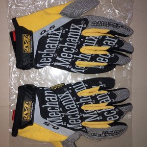 🔥OFFERS ACCEPTED🔥Gloves - Mechanix