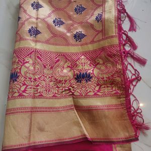 Stunning Rani Pink Saree With Stitched Blouse 💗