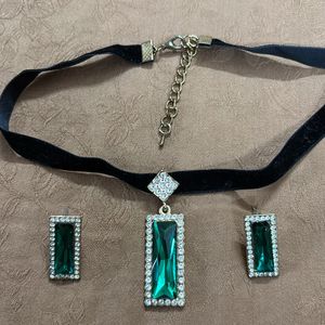 Choker And Emerald Earrings