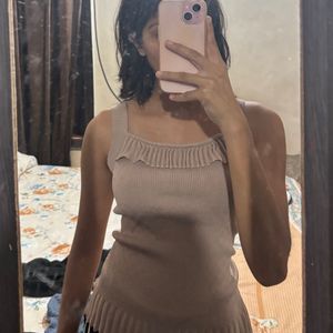 cute sleeveless fitted top for women