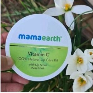 mama earth lip care