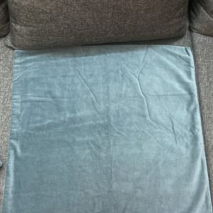 4 Sanela Ikea Cushion