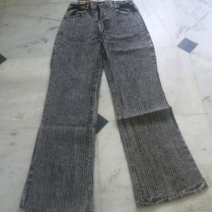 Bootcut Jeans New 1