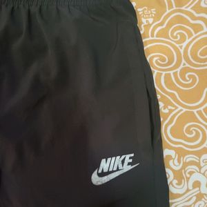 Nike Authentic Drifit Trackpant