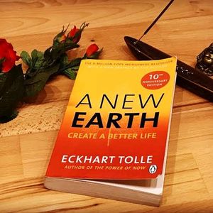 A New Earth - By Eckhart Tolle