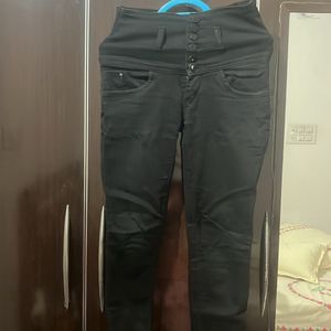 High Waisted Black Jeans With 6 Buttons