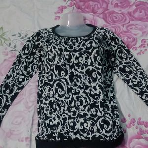 Girls Semi Winter Top/ Sweater