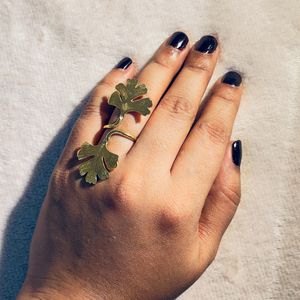 2 Leaves Shape Statement Adjustable Ring