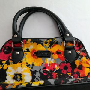 Multicolor Casual Hand Bag (Women's)