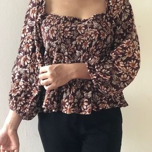 Women’s  Peasant Tops