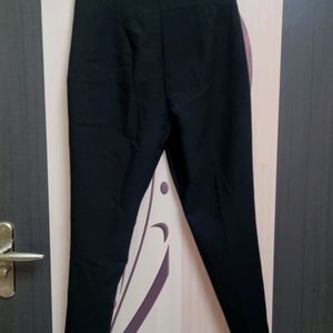 Brand New Zara tapered trouser