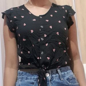 Cute Crop Top With A Knot