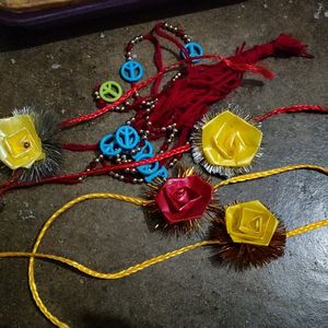 13 Rakhis