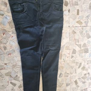 High Waist Black Jeans 3 Buttons Stretchable