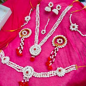 Baby Shower Jewellery Set