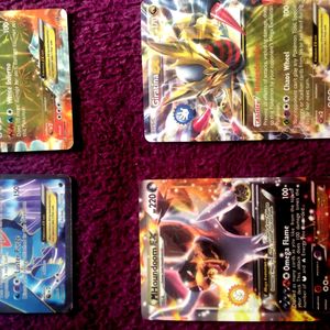 24 Pokemon Carde 4 Cards Are Rare