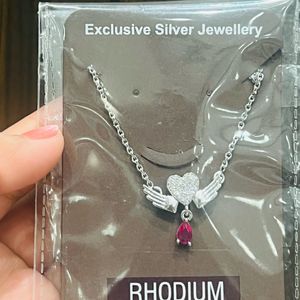 Silver elegant Pendant set