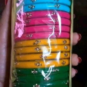 Women's Beautiful Bangles