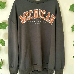 BRAND: URBANIC sweatshirt Size : M