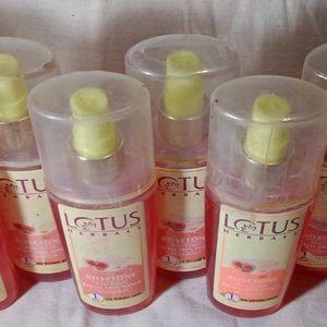 Lotus herbal Rose toner