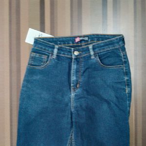 V-68 Size-28 Straight Women Denim Jeans