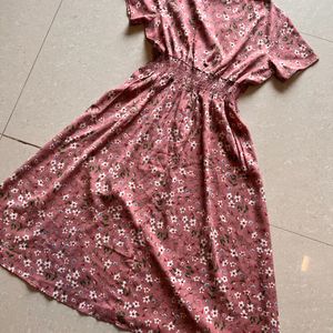 Urbanic Elegant Dusty Pink Floral Print Dress