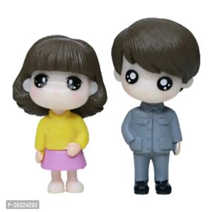 Young Cute Couple Miniature Set