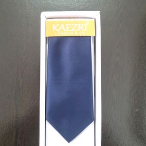 Kaezri Solid Tie