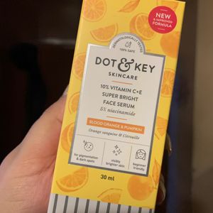 Dot & Key Vit C + E Face Serum