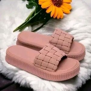 Women's slippers