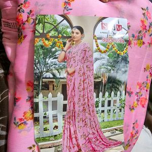 Pink Floral Embellishment Saree With Blouse Piece