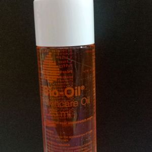 Blow Oil Stretch Marks