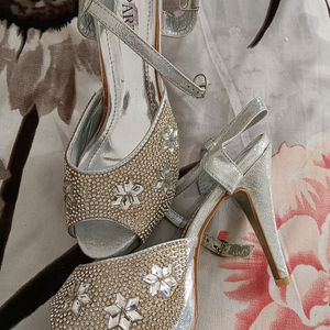 White Stonish High Heel