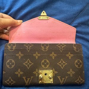 Thifted Louis Vuitton Wallet In Used Condition