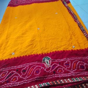 "Pila Saree With Unstitched Blouse