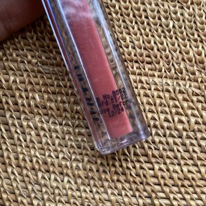 Nykaa Long lasting Liquid Matt Gloss