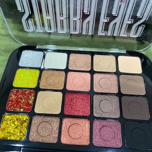 Multicolour eyeshadow palate