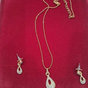 Elegant Simple Jewellery Set