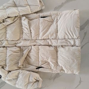 NEW BALANCE WHITE PARKA PUFFER JACKET