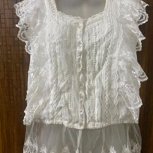 Stylish White Top With Lace Design