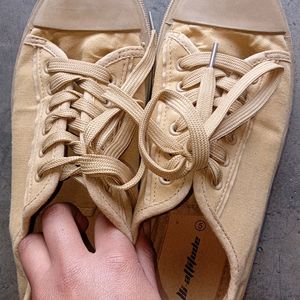 WOMEN LOW- TOP LACE-UP CASUAL SHOES