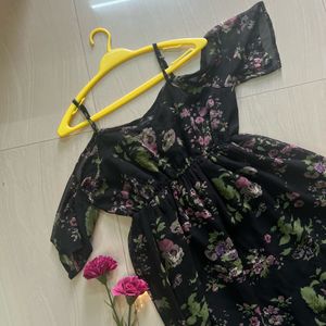 Femmella Black Floral Maxi Dress