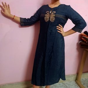 W . . . silk kurti