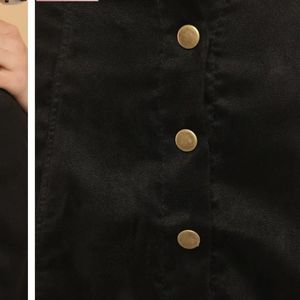 A line buttoned black skirt