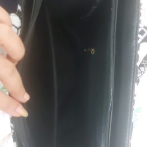 Laptop Cum Carry Bag With Too Much Space 👜