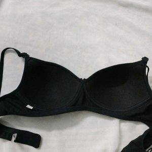 New Black Padded Bra